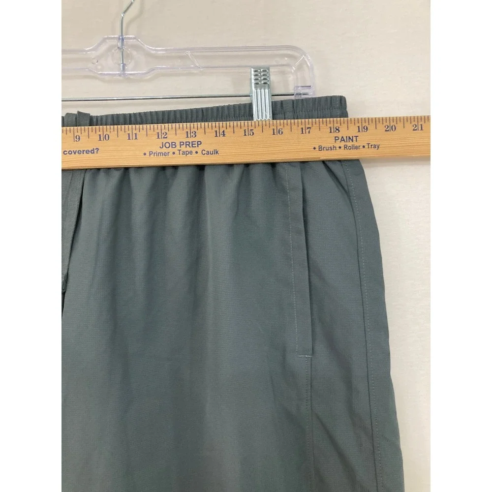 Under Armour Track Pants XL Grey Black Loose Fit Athletic Active Joggers‎